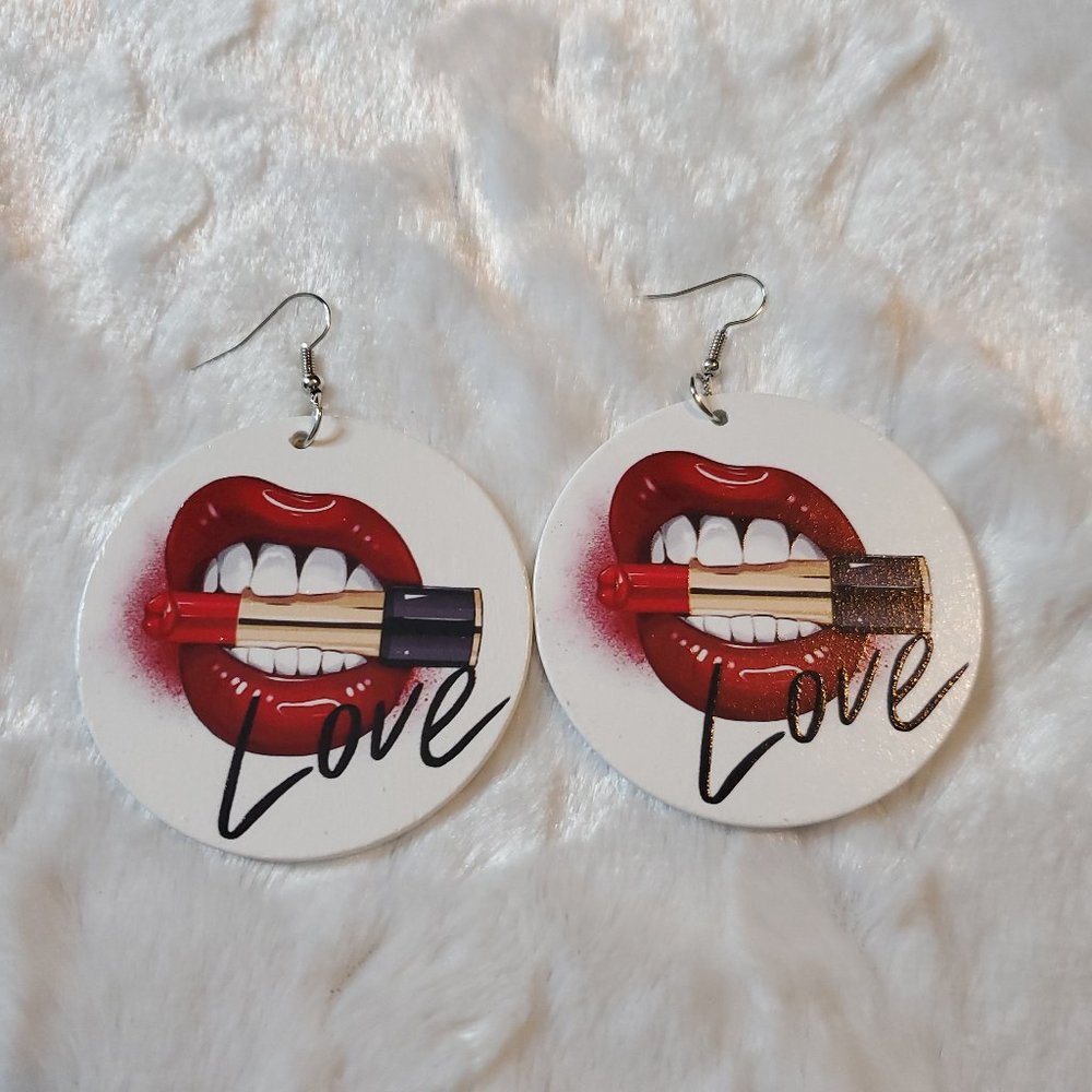 Love & Lipstick Earrings